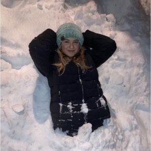 Meet your Posher, Evelyn